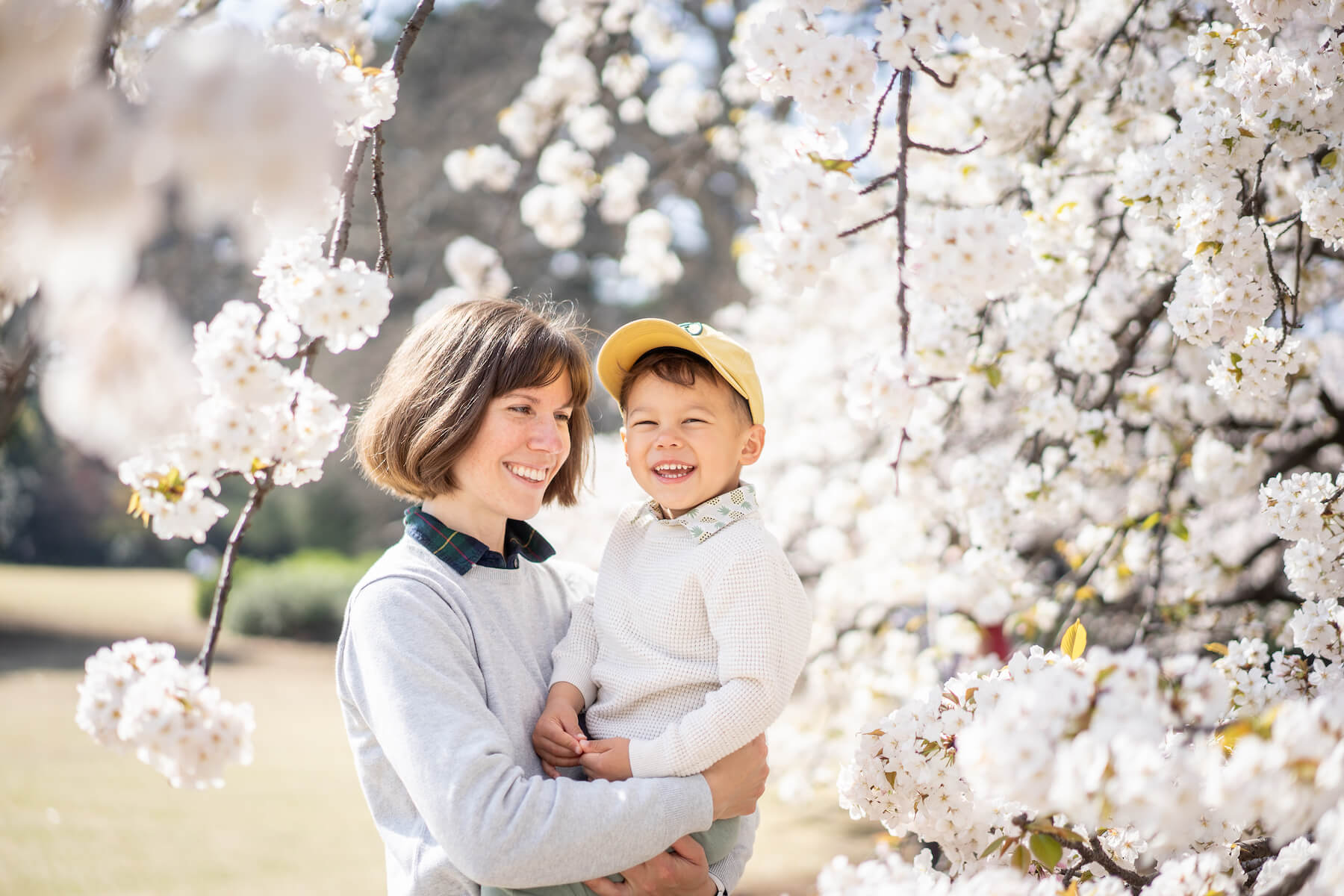 chris mcgonigle add mom changing infront of son image