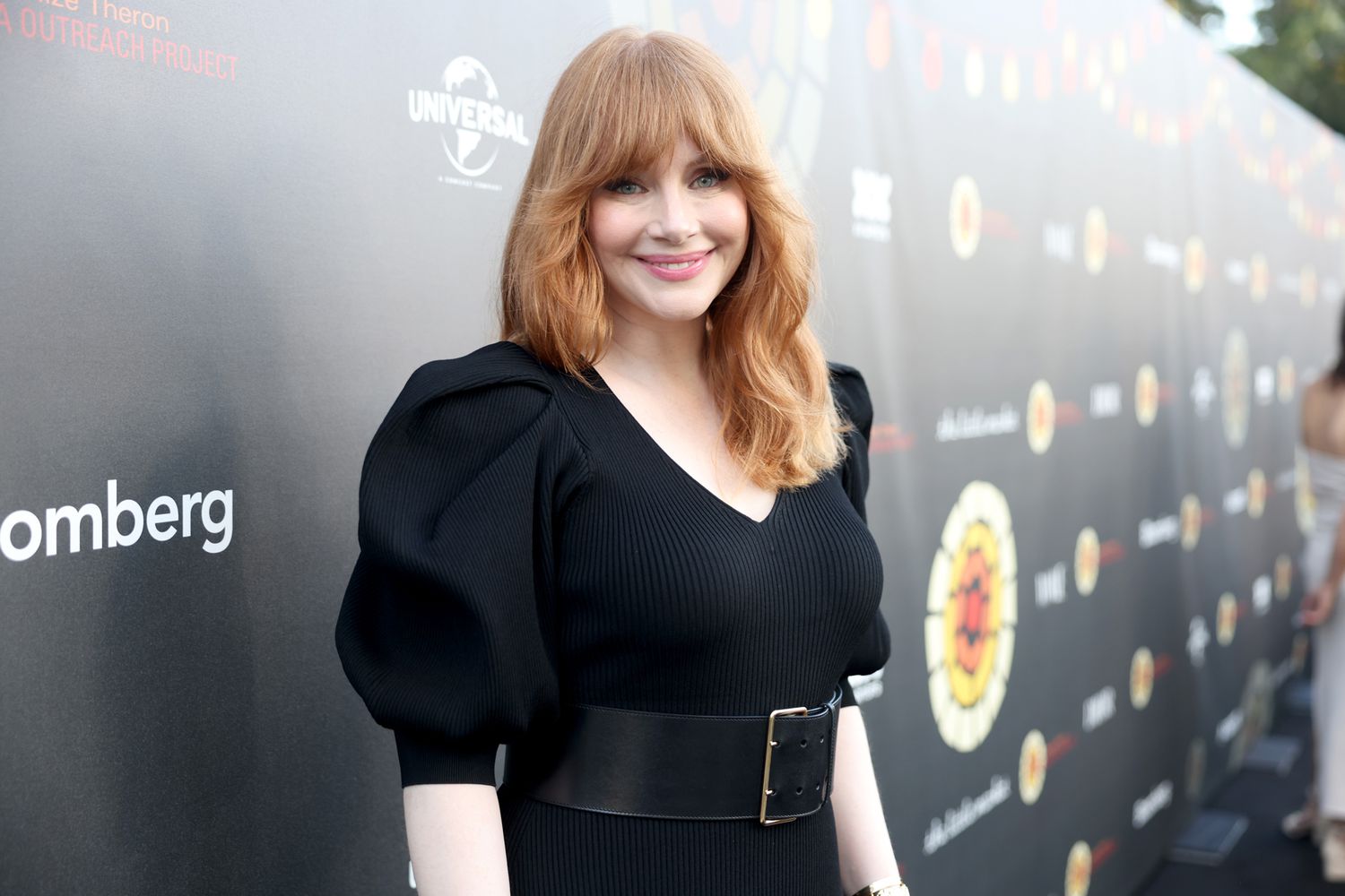 airul amirul add bryce dallas howard sex scene photo