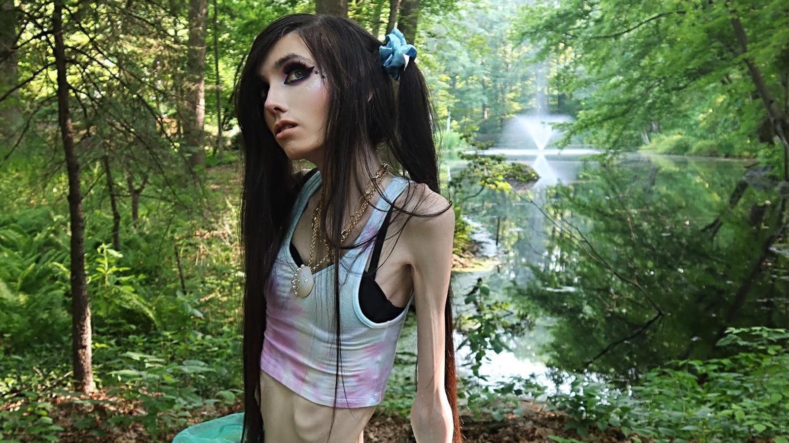 anderson yoshida add eugenia cooney porn photo