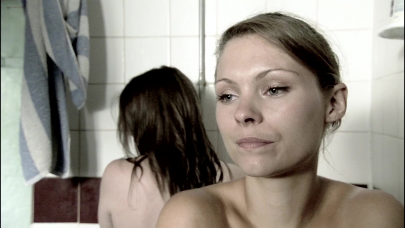 deepa saran add myanna buring naked photo