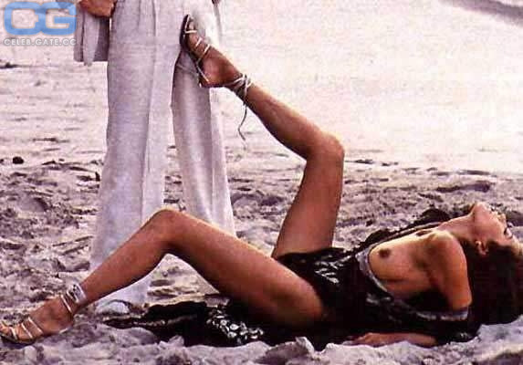 bleck add barbara carrera nude photo