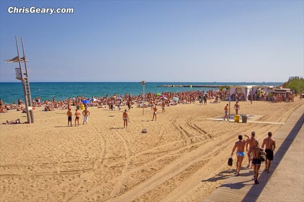 dora tejada add naked beach barcelona photo