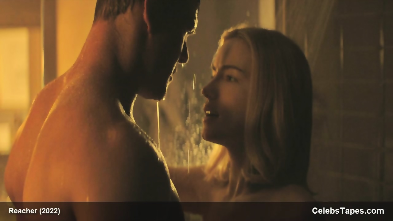 bruce carnegie add willa fitzgerald sex photo