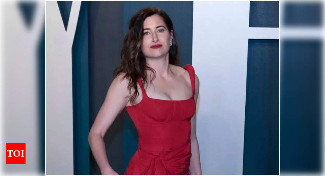 beverly creamer add kathryn hahn sexy photo