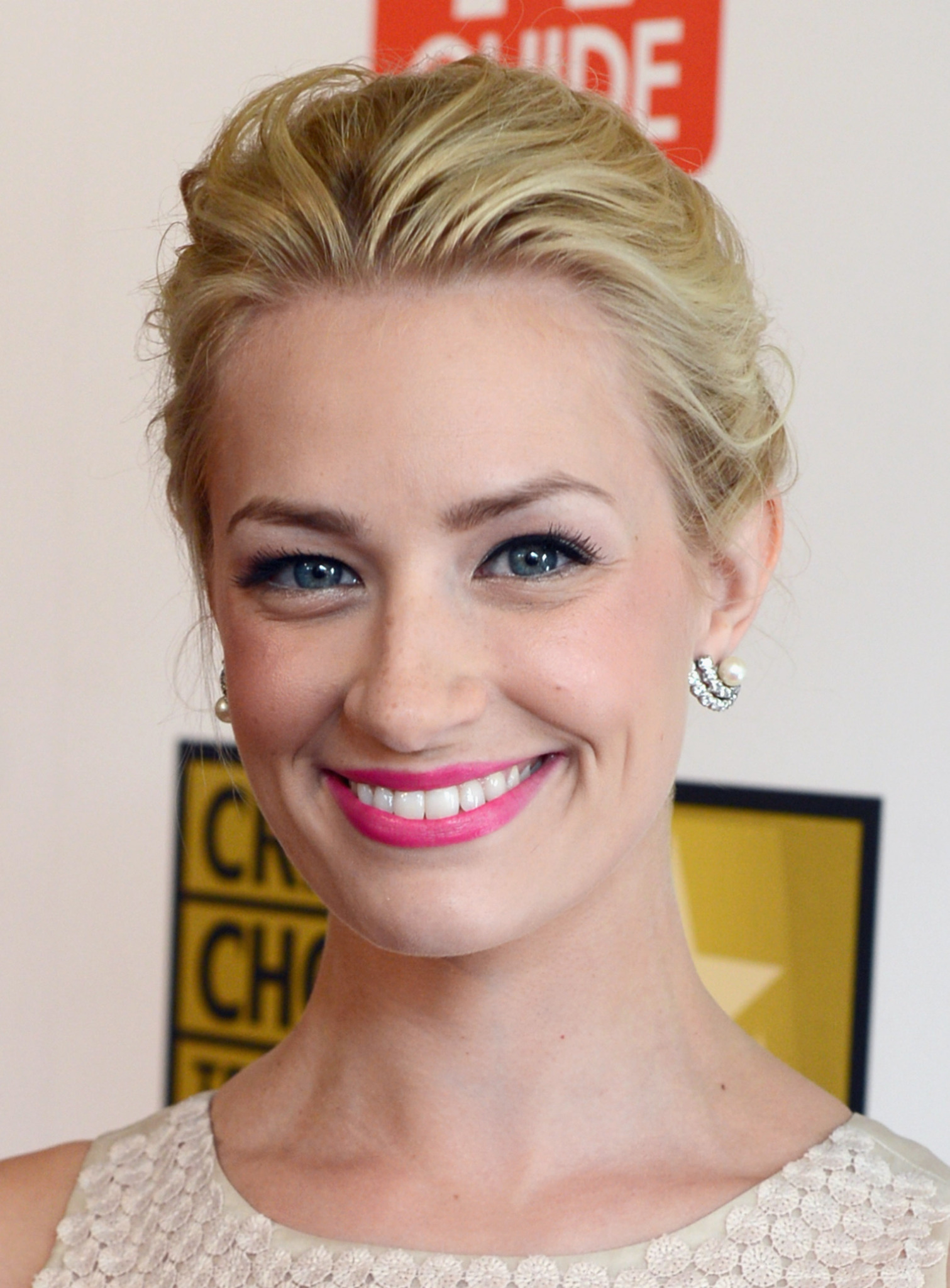 adeyeye gbenga add beth behrs porn photo