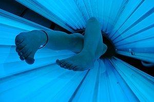 alissa dorn add hidden cam in tanning bed photo