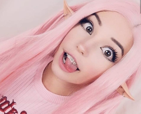 devon jarvis add belle delphine lesbian photo