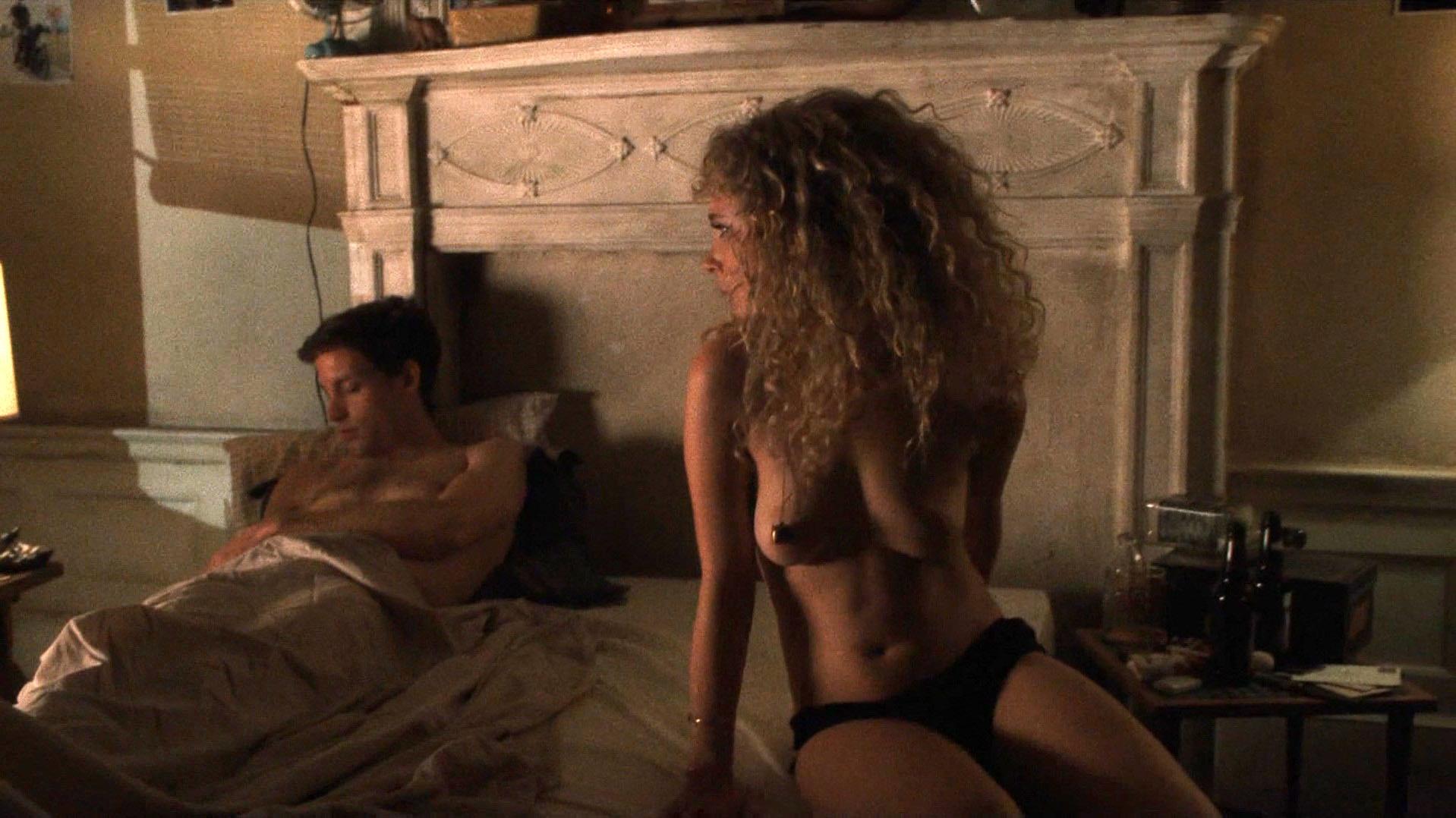 dode dedo add juno temple topless image