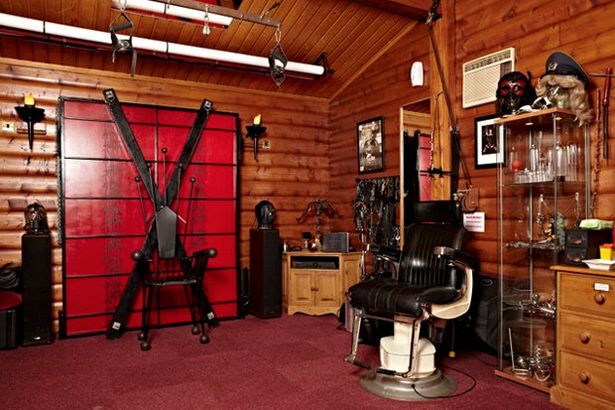 ashley gramling add bdsm cabin image