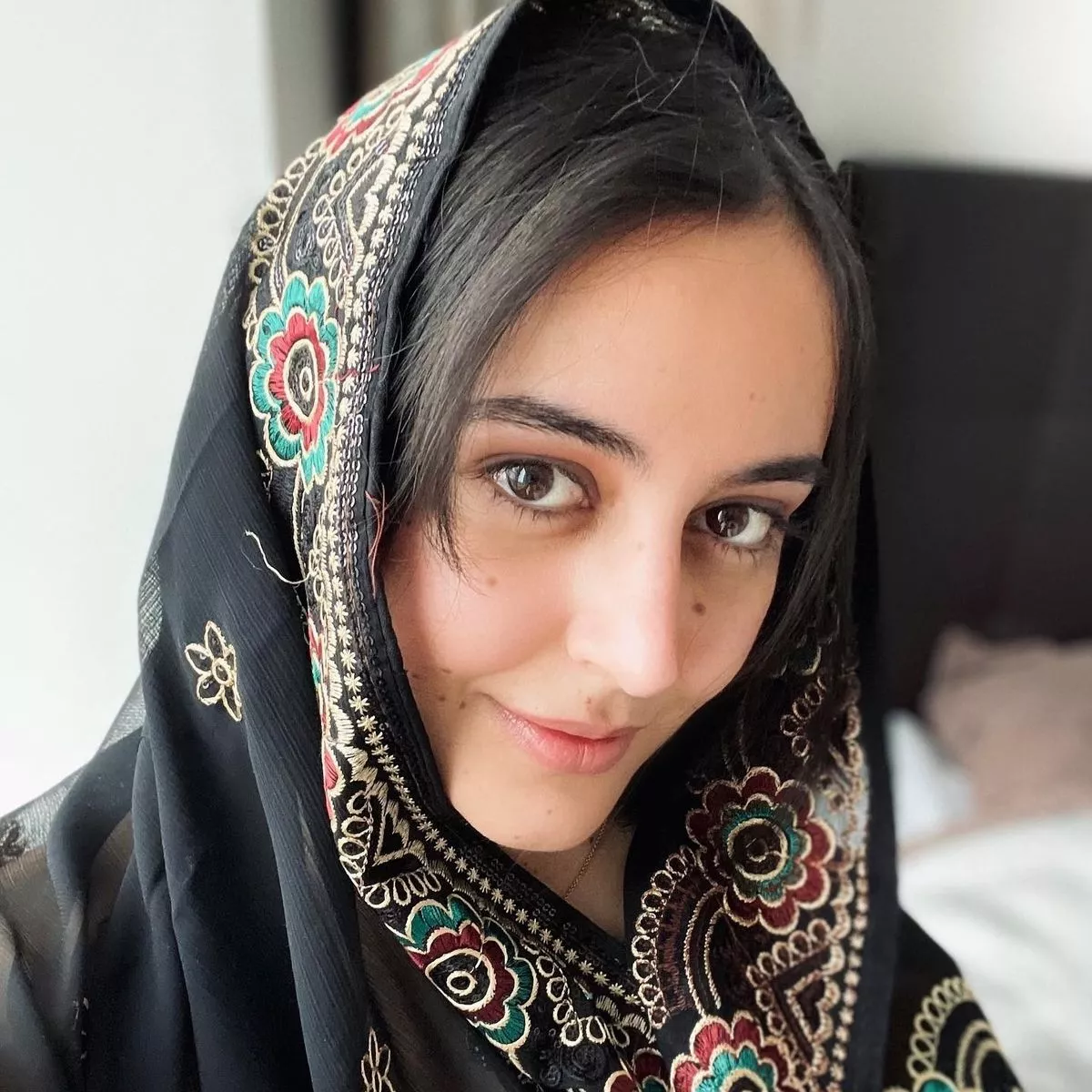 diana milam add pornstar in hijab photo