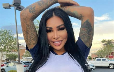 clint thomas add brittanya razavi only fans leaks image