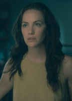 angelina florez add kate siegel sexy photo