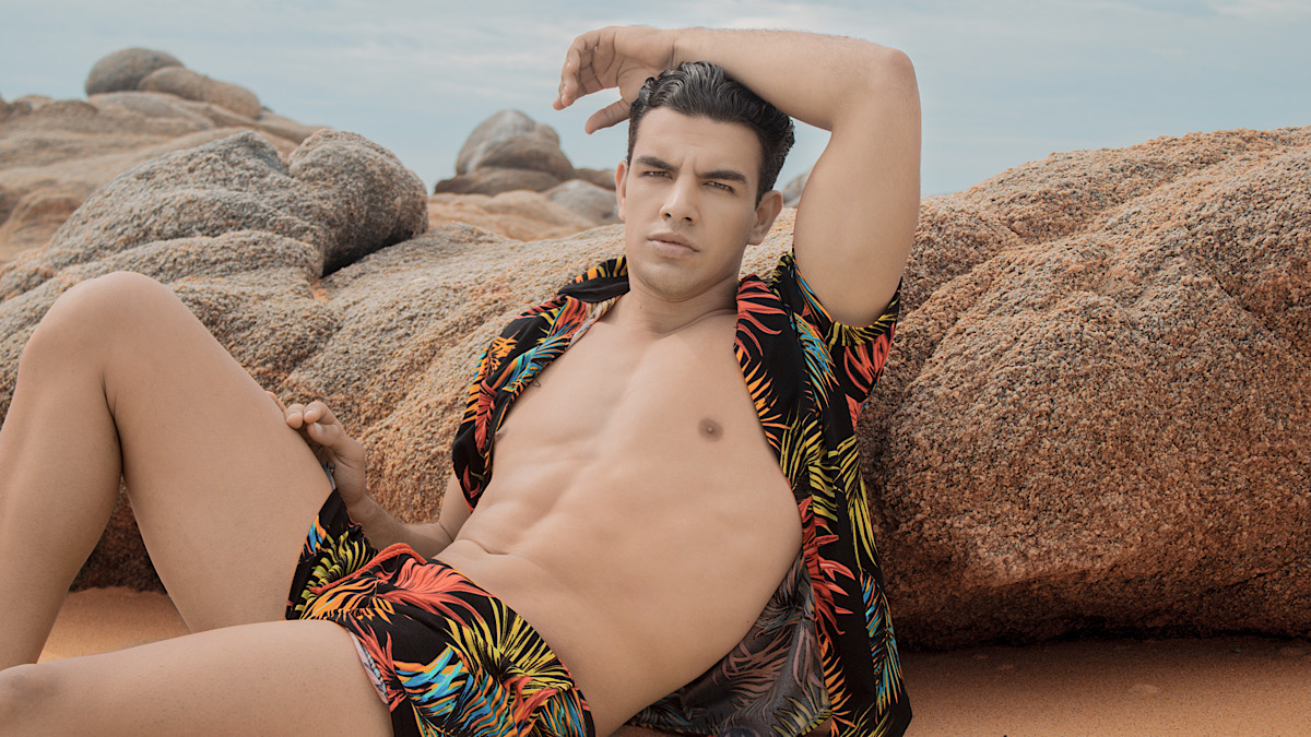 casey thomasson add mexican male model image